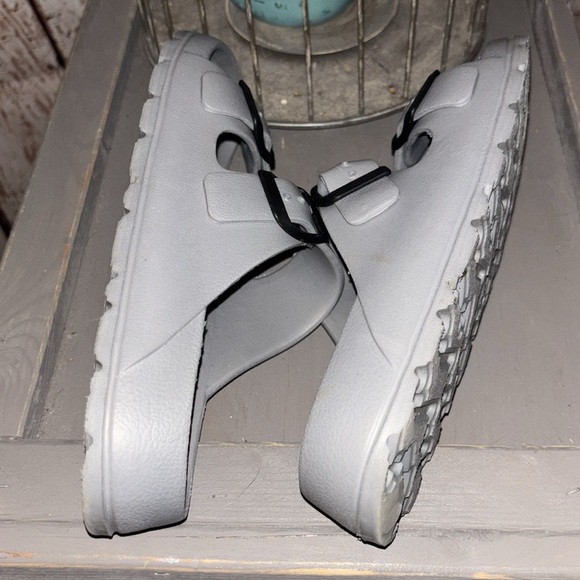 *SOLD on MERCARI Gray Double Strap slides Sandals Buckles women’s 9.5 men’s 8 - Picture 5 of 8